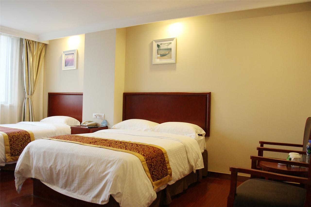 Greentree Inn Henan Qinyang Middle Huaifu Road Express Hotel Экстерьер фото
