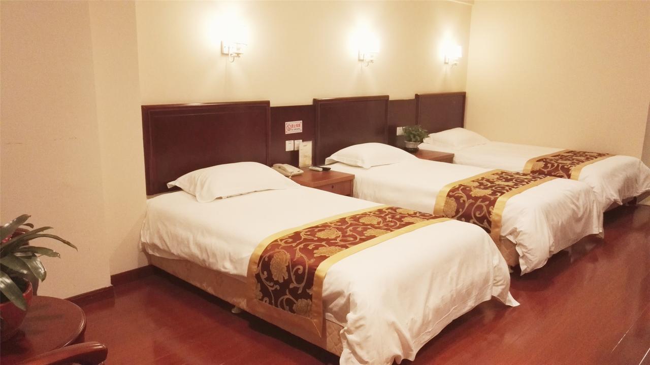 Greentree Inn Henan Qinyang Middle Huaifu Road Express Hotel Экстерьер фото